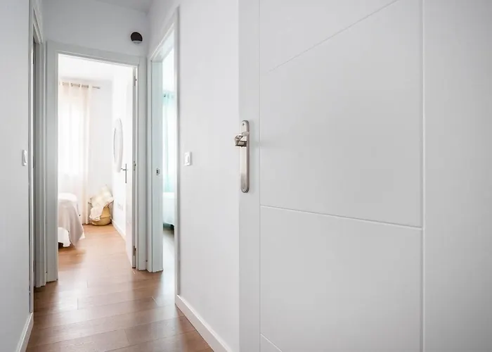 Poemas & Rimas De Becquer Апартаменты